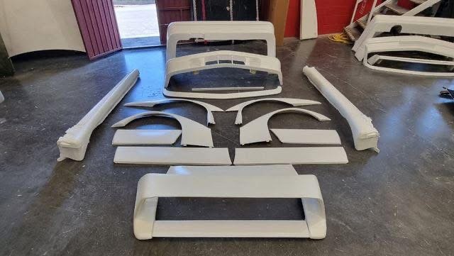 KIT DE CARROSSERIE MERCEDES 190 EVO 2 + ÉLÉMENTS 16V